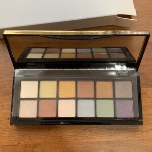 Nordstrom Eye Shadow and Lip Palette 17 Color All in One Makeup Set
